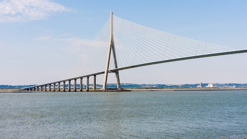 Bridge over sea