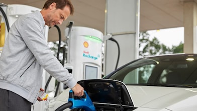 Elektromobilita s kartou Shell