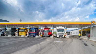 Firemní zákazník, dodavatel, obchodní partner nebo investor