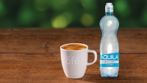 Aquila a káva Shell Café