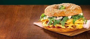 Obrázek čerstvého bagelu.